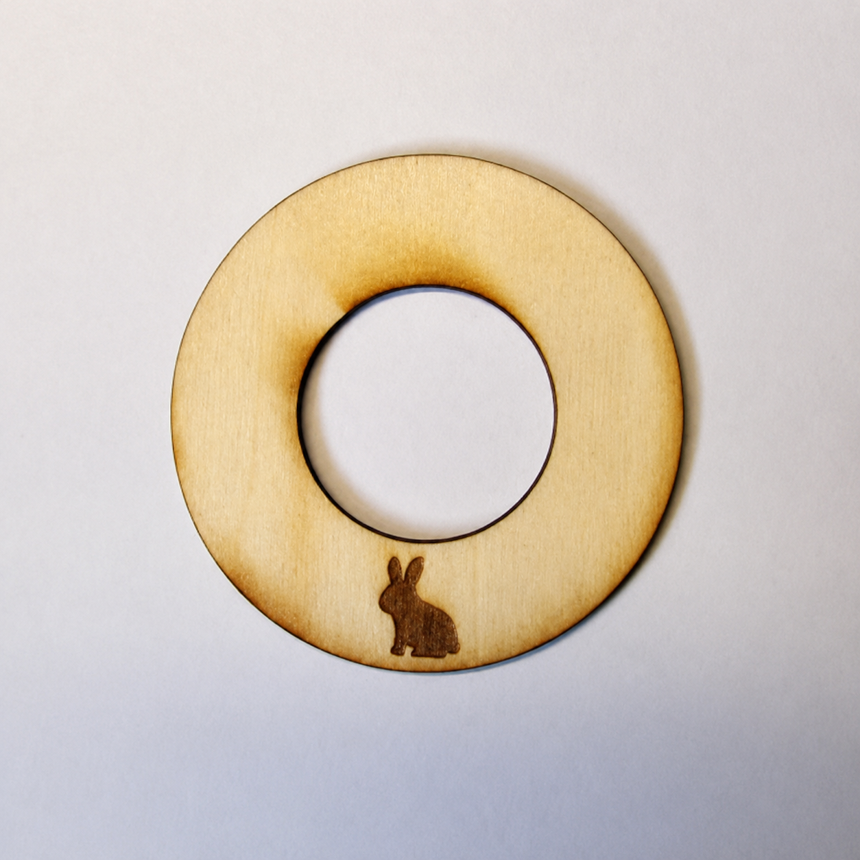 Kerzenhalter aus 2 mm Holz mit filigranem Laserschnitt für kreative Dekorationsideen und DIY Projekte