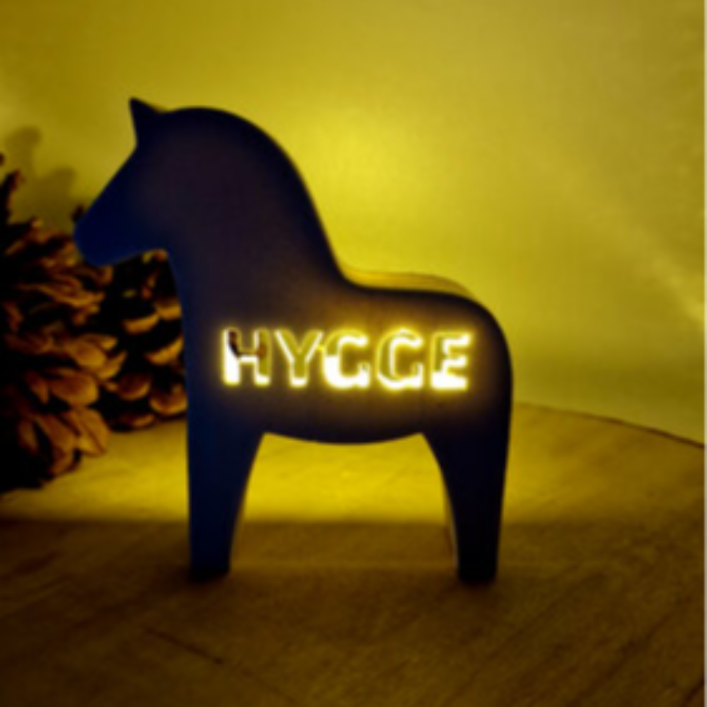 Gegossenes Ballonlicht Dalapferd Vorderseite Hygge aus Raysin mit Silikonform Gießform als kreative DIY Deko im skandinavischen Stil und Geschenkidee