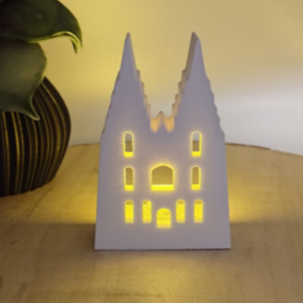 Mini Ballonlicht Kölner Dom aus Raysin als stimmungsvolle Köln Dekoration für Fensterbank, Tischdeko, Heimatdeko und selbstgemachte Geschenkideen