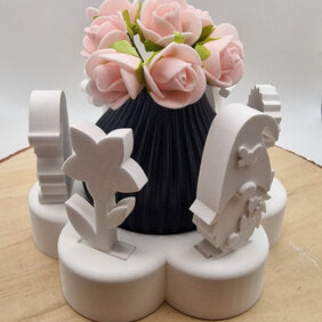 Blumen Einstecker Motiv Nr 2 aus Raysin als dekorativer Blumenstecker für Frühlingsdeko, Geschenkdekoration, Blumenarrangements und kreative DIY Ideen