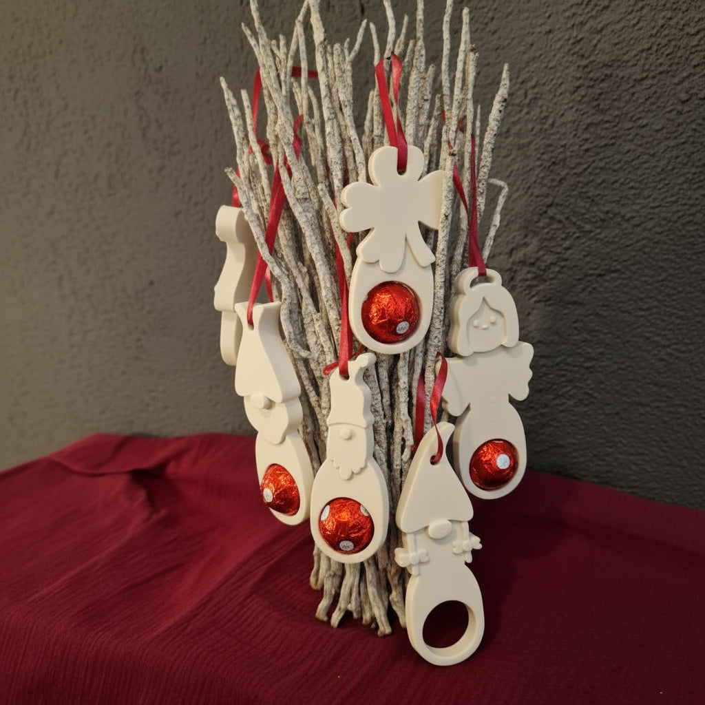 Gießform für Schokokugel Wichtel Frau aus Silikon für Weihnachtsdeko, Geschenkdeko und kreative DIY Projekte