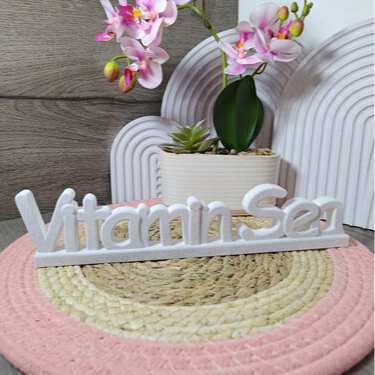 Gießform Schriftzug Vitamin Sea aus Silikon für maritime Deko, Geschenkdeko und kreative DIY Projekte