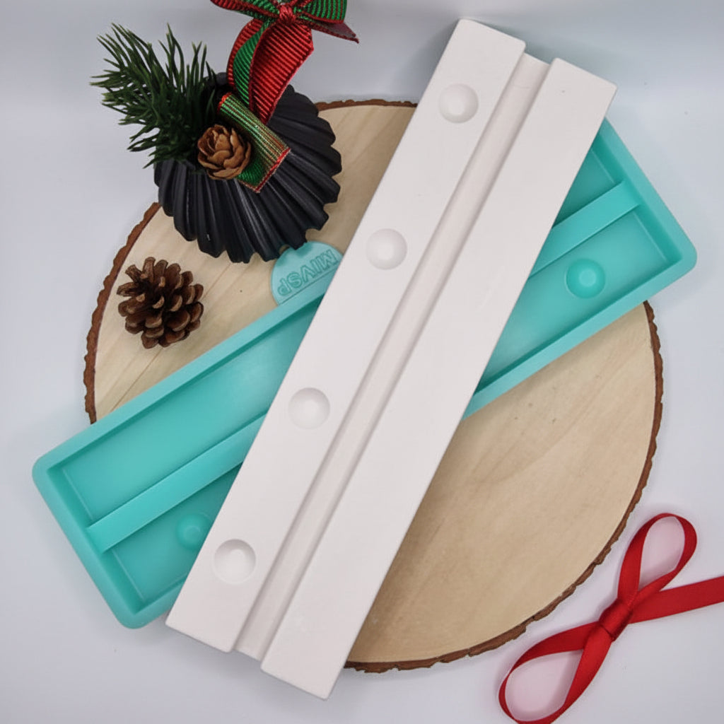 Gießform Schwibbogen Wichtel mit Halterung im Set aus Silikon für Weihnachtsdeko, Lichterdeko und kreative DIY Projekte