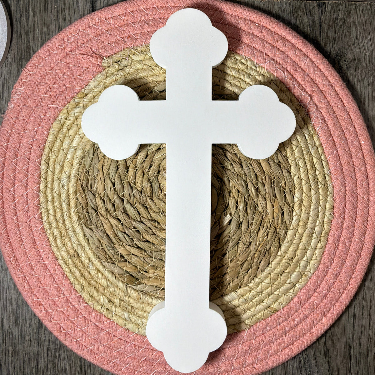 Großes weißes Kreuz aus Raysin mit glatter Oberfläche zum individuellen Gestalten