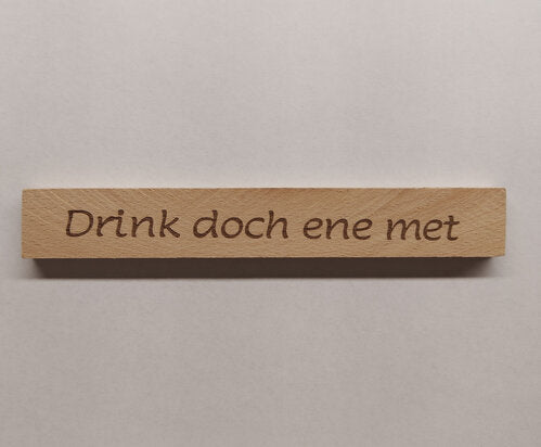 Setübersicht der gravierten Holz Klötzchen Karneval mit verschiedenen Motiven für kölsche Deko und Faschingsdeko.