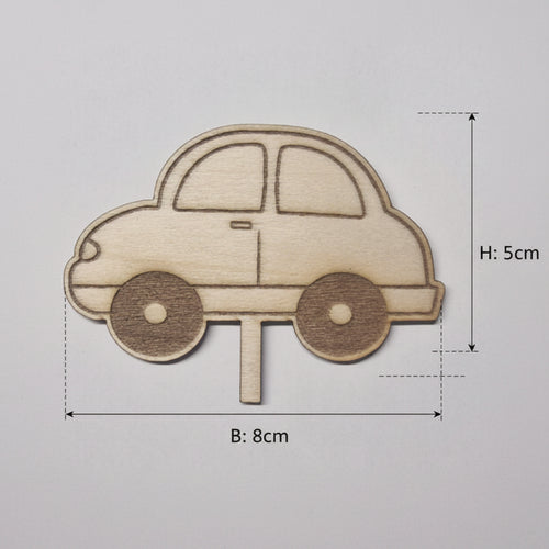 Lasergeschnittene Fahrzeuge aus 2 mm Holz als Deko für Geburtstagsteller, Dekoteller und kreative Bastelprojekte.