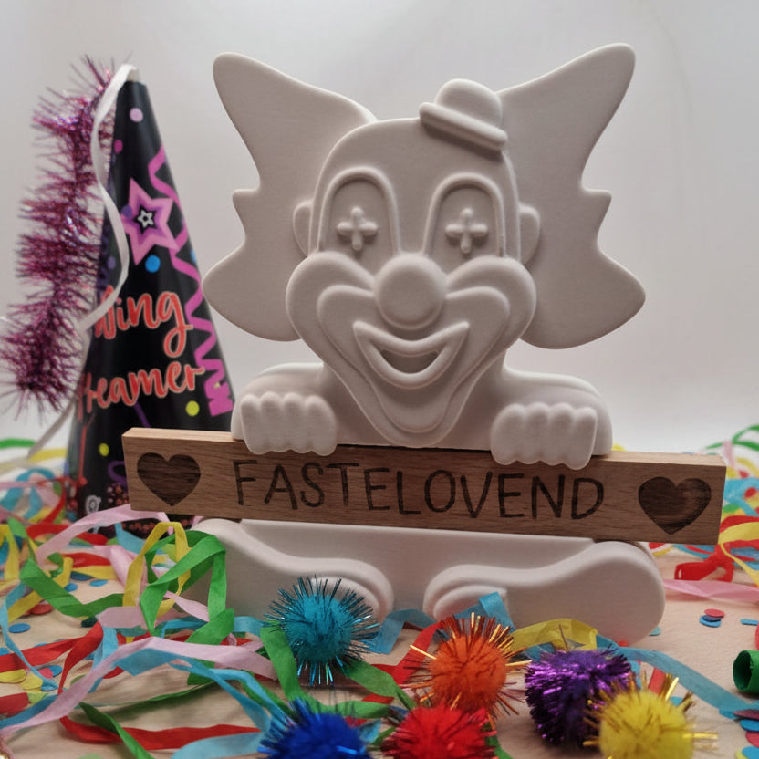 Karneval Clown Klötzchen als Tischdeko und kreative DIY Karnevalsdeko aus Raysin, Beton oder Gips.