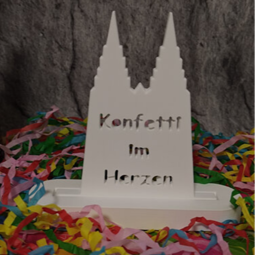 Detailansicht der Silikonform Einschieber Kölner Dom mit Konfetti im Herzen für kreative Gießprojekte aus Raysin, Beton, Gips und Keramikpulver
