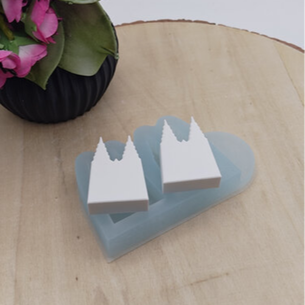 Mini Kölner Dom aus Raysin als dekorative Köln Deko für Fensterbank, Regal, Heimatdeko und selbstgemachte Geschenkideen