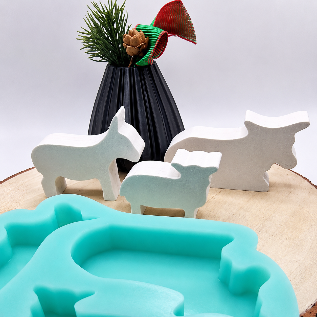 Krippe Set Gießform aus Silikon für liebevolle Geschenkdeko, Tischdeko und weihnachtliche Wohn-Deko