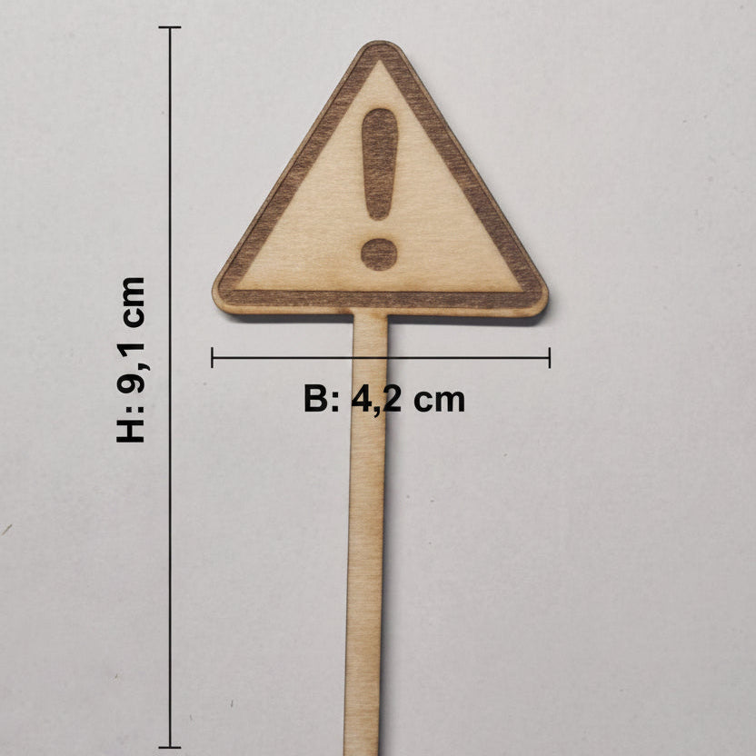 Laserschnitt Verschiedenes aus Holz als dekoratives Beispiel für Anlassdeko, Geburtstagsteller und DIY Tischdeko.
