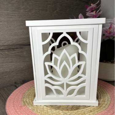 Laterne Lotus als dekorative Lichtdeko aus der Silikonform für stimmungsvolle Wohnraumdeko, Geschenkdeko und kreative DIY Projekte.