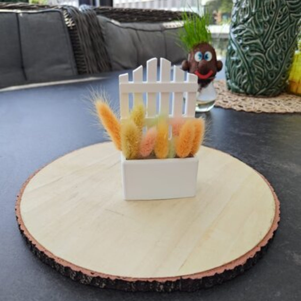 Gegossener Pflanzkasten Nr 1 aus Raysin mit Silikonform Gießform als kreative DIY Garten Deko und Geschenkidee für Pflanzen und Hausgestaltung