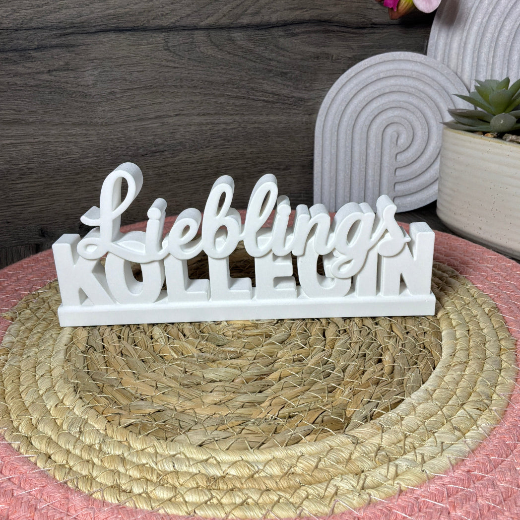 Gegossener Schriftzug Lieblingskollegin aus der Silikonform von MIVSP – ideales DIY-Geschenk für Kolleginnen aus Raysin oder Beton.