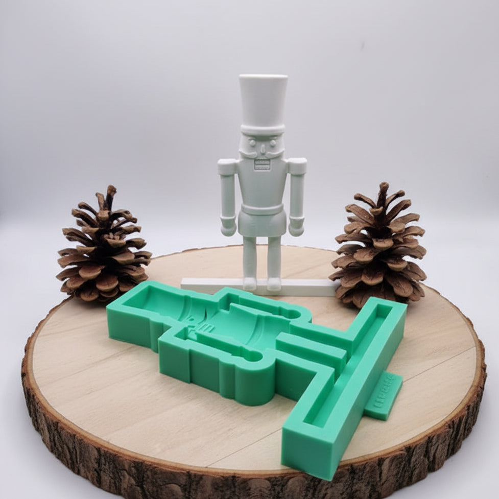 Silikonform Gießform Einschieber Nussknacker zum Gießen von kreativer Weihnachtsdeko aus Raysin, Beton oder Gips