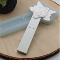 Silikonform Geschenkanhänger Clown mit geneigtem Kopf für Raysin, Beton, Gips und Keramikpulver – kreative Gießform für Karneval Deko, Anhänger, Geschenkverpackungen und DIY Projekte