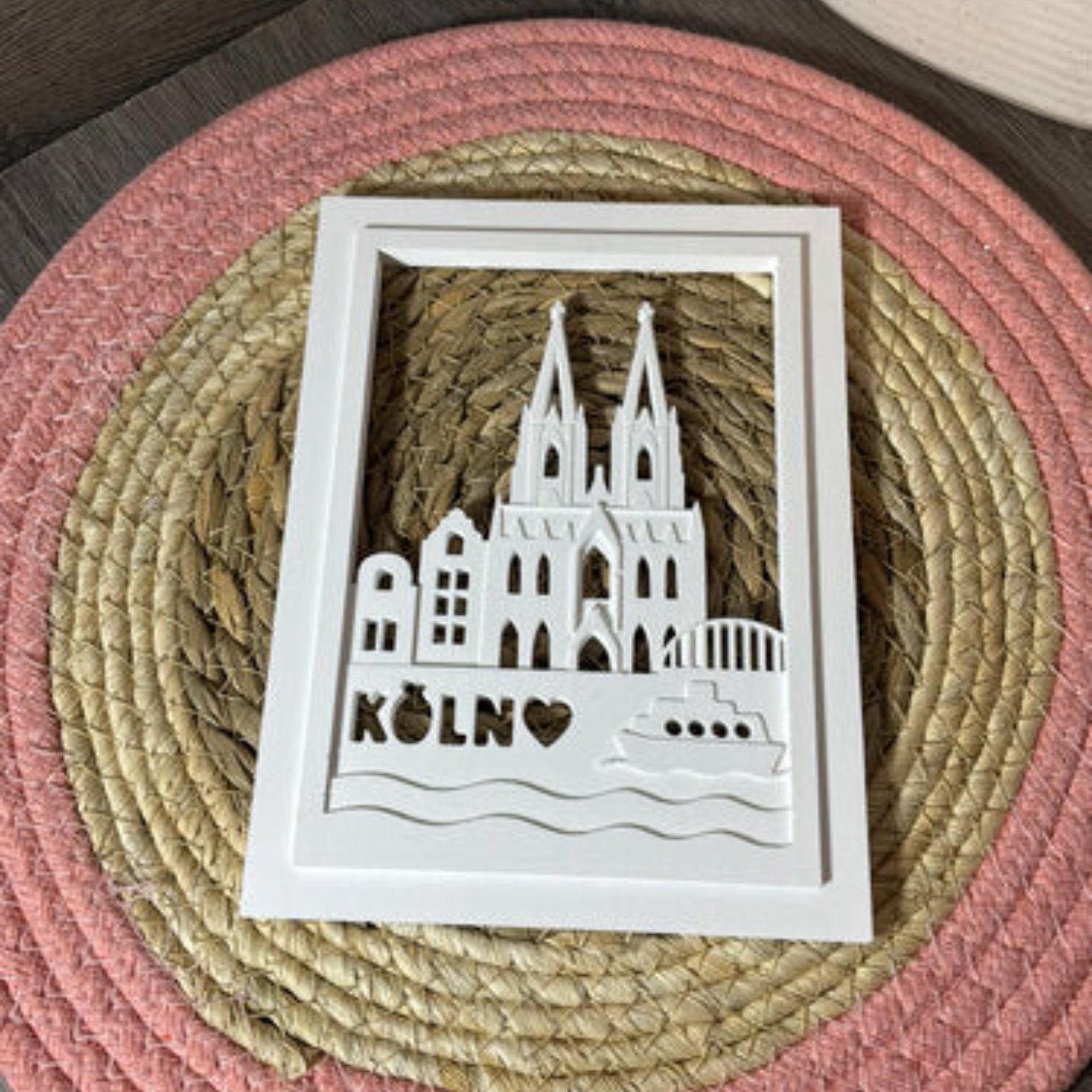 Gießform Laterne Köln Dom aus Silikon für selbstgemachte Laternen, kölsche Deko und kreative Gießprojekte mit Raysin, Beton oder Gips.