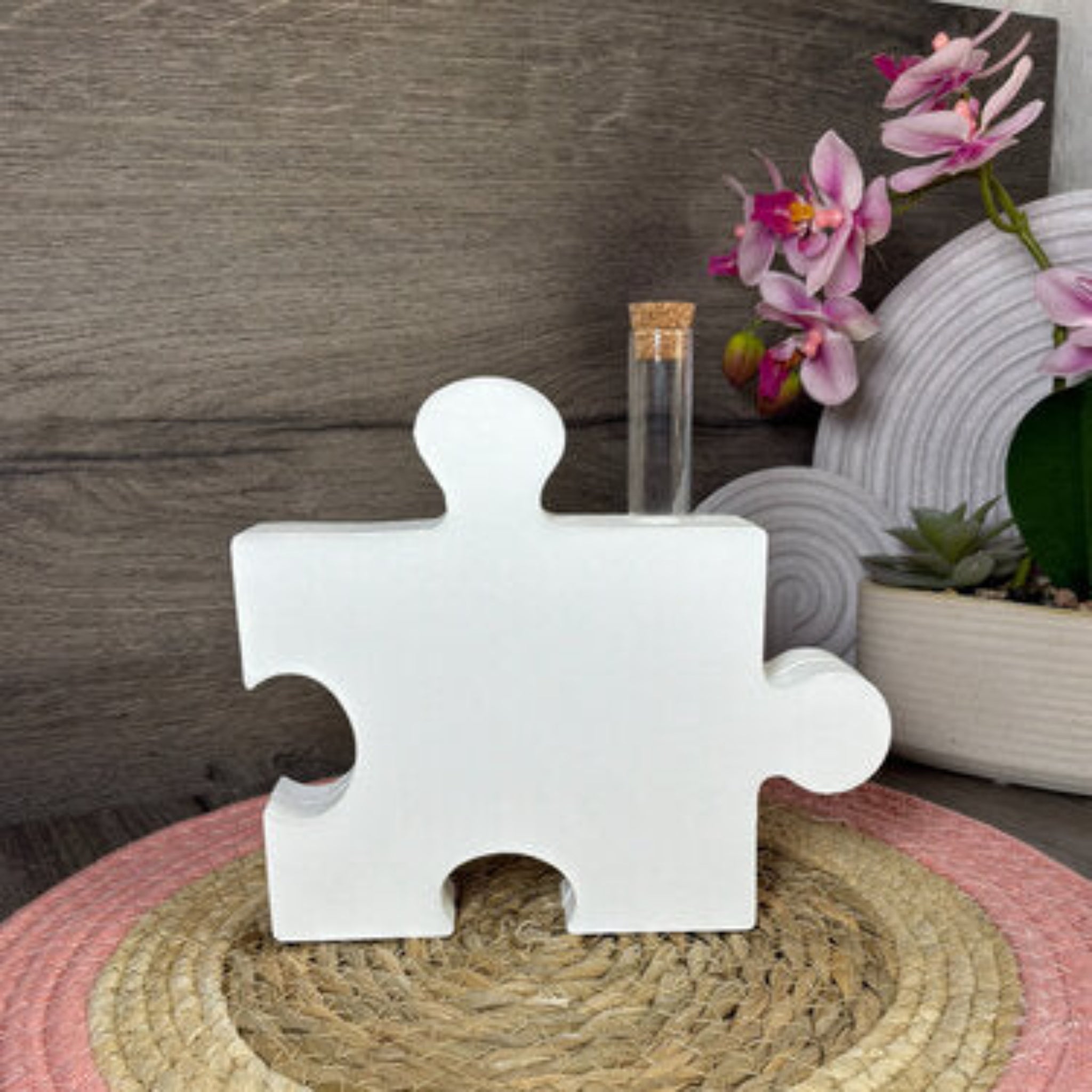 Gießform Puzzle mit Reagenzglasöffnung aus Silikon für kreative Deko, kleine Blumenvasen und DIY Gießprojekte.