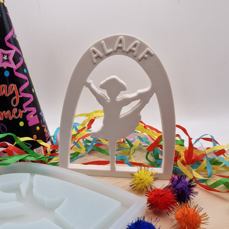 Silikonform Karneval Einschieber Gardemädchen Alaaf zum Gießen mit Raysin, Beton, Gips oder Keramikpulver für kreative Karnevalsdeko.