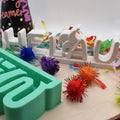 Silikonform Karneval Helau zum Gießen mit Raysin, Beton, Gips oder Keramikpulver für kreative Karnevalsdeko und DIY Deko.