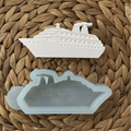 Silikonform Kreuzfahrtschiff zum Gießen mit Raysin, Beton, Gips oder Keramikpulver für maritime DIY Deko und kreative Geschenkideen.