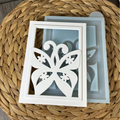 Silikonform Laterne Schmetterling zum Gießen mit Raysin, Beton, Gips oder Keramikpulver für kreative DIY Deko und stimmungsvolle Lichtdeko.