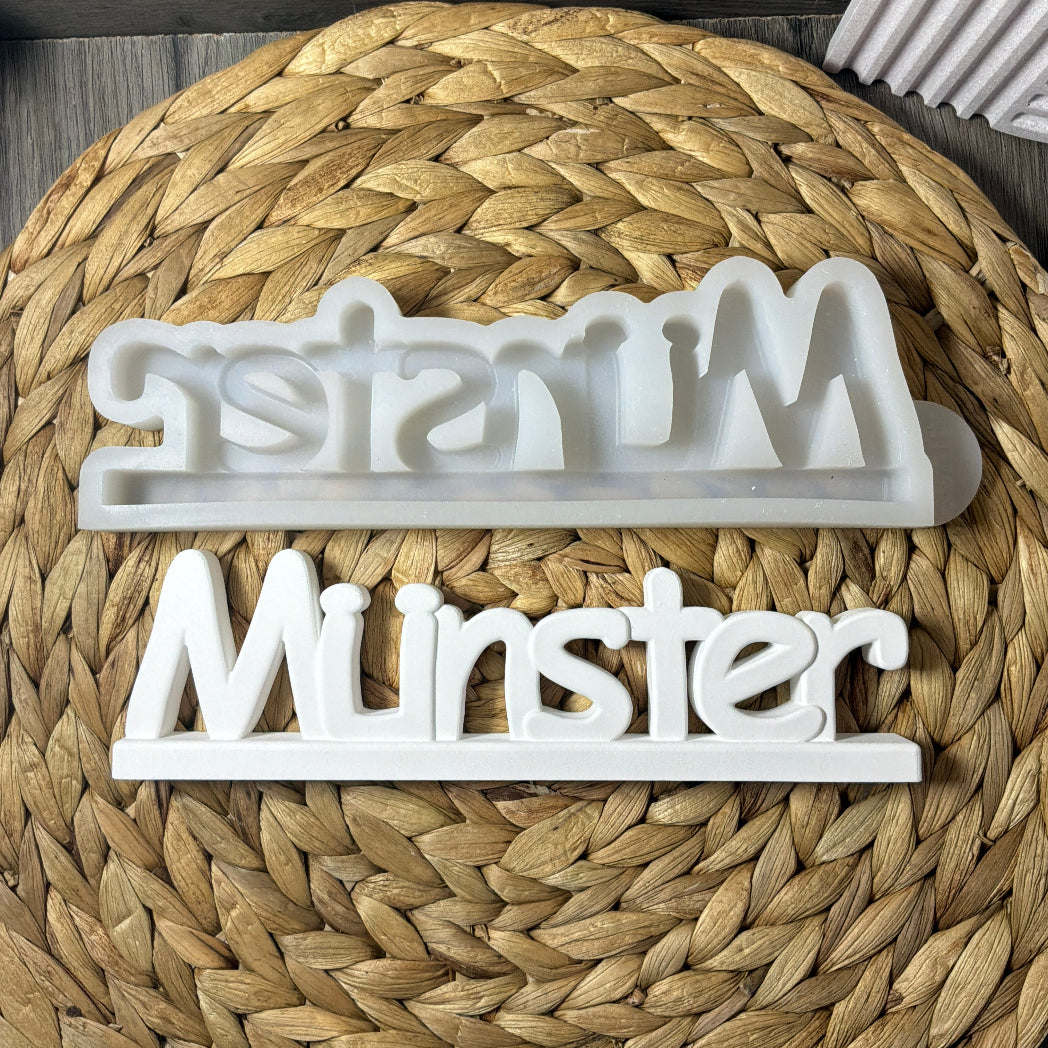 Silikonform Schriftzug Münster für Raysin, Beton, Gips, Keramikpulver, Wachs und Resin – moderne Gießform für DIY-Stadtdeko.