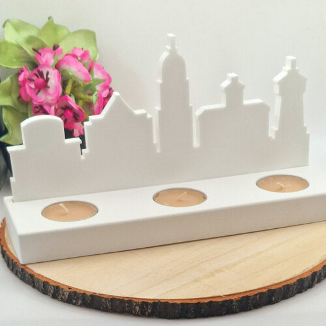 Gegossene Skyline Krefeld Nr 1 aus Raysin mit Silikonform Gießform als moderne DIY Stadt Deko und Geschenkidee für Krefeld Fans
