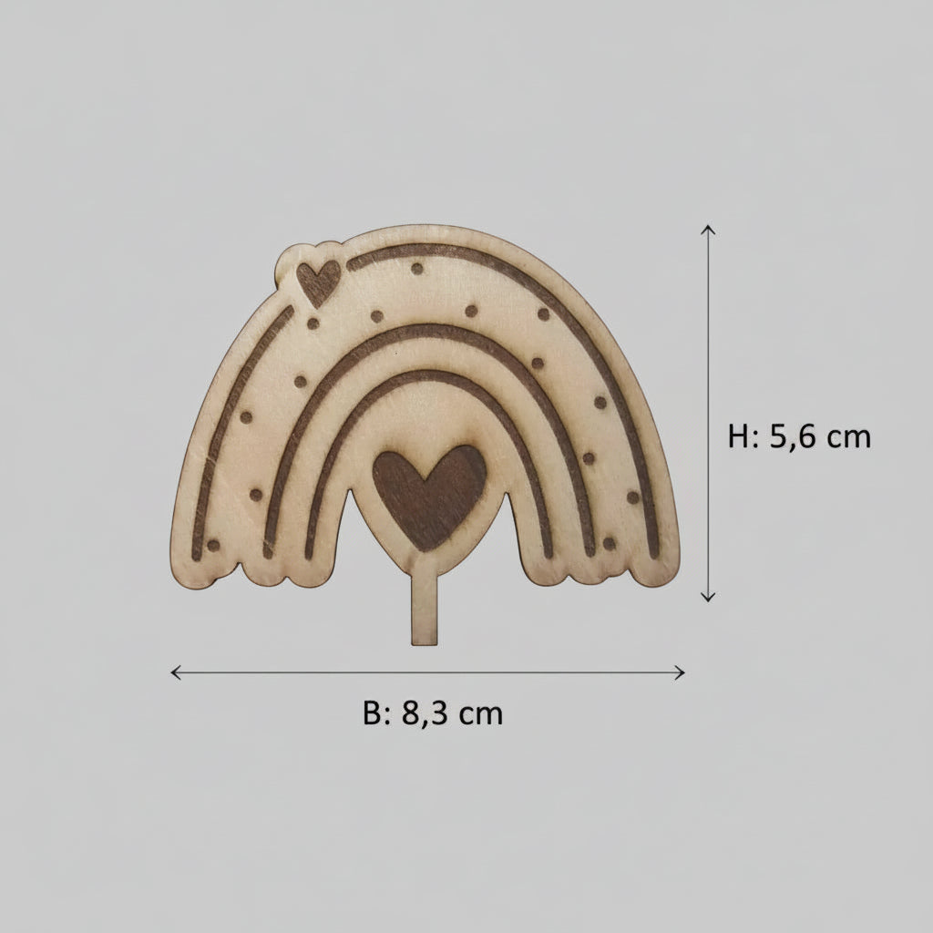Verschiedene Holzaccessoires aus Laserschnitt für Geburtstagsdeko, Dekoteller und kreative Tischdekoration.
